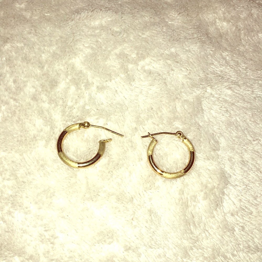 10k gold earrings